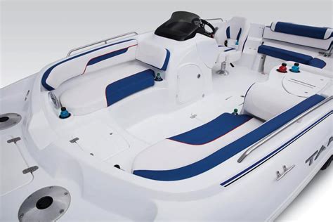 New 2021 Tahoe 215 Xi Power Boats Inboard In Appleton Wi Stock Number