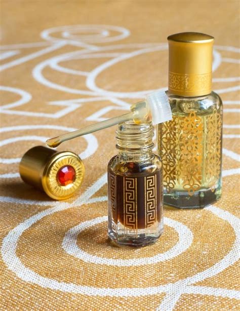 Attar Or Perfume And The Right Way Of Its Application Blogging Buddy