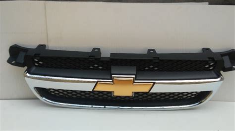 Parrilla Frontal Con Emblema Aveo Lt Original Gm Mercadolibre