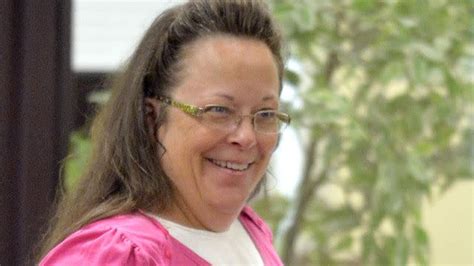 Kentucky clerk controversy ignites religious freedom debate