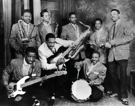 put  bomp   bomp bah bomp bah bomp  saturday