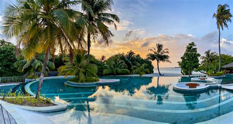 Six Senses Laamu Resort Laamu Atoll Maldives Resort Pool Sunset