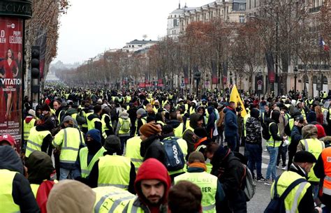 Coletes Amarelos Voltam S Ruas Na Fran A Protestos Marcados Por