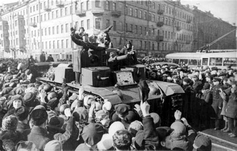 Tank Archives On Twitter Crowd Of Soviet Civilians Greeting The Crew