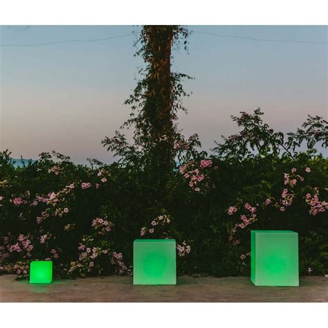 Cube Lumineux Solaire Cuby Smarttech Recharge Solaire Ou Usb Avec