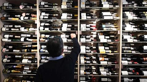 Il Vino Nuoce Alla Salute Come Le Sigarette Via Libera DellUe Alle