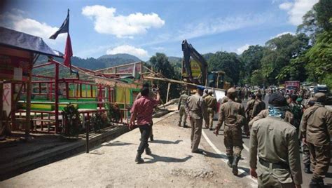 Relokasi Pkl Di Kawasan Puncak Pemkab Bogor Akui Ada Beban Moral Dari