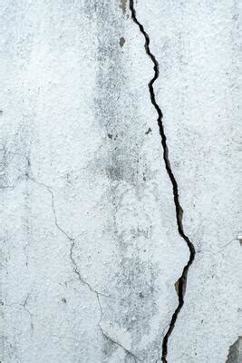 Cracked Concrete Wall Stock Photos, Images and Backgrounds for Free ...