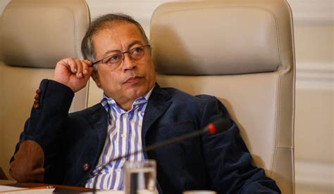 Menos colombianos desaprueban la gestión del presidente Gustavo Petro