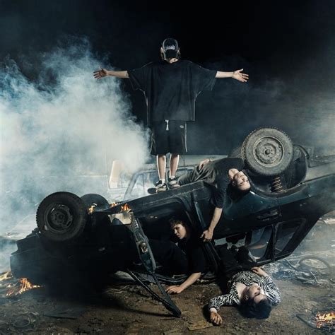 СЕКОНД ХЕНД SECOND HAND ТРАХАТЬ FUCK lyrics English Translation