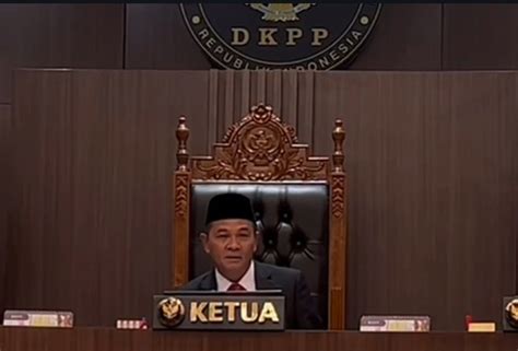 DKPP Resmi Pecat Ketua KPU RI Hasyim Asy Ari Terbukti Lakukan Asusila