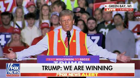 Donald Trump Cosplaying As A Garbage Worker Is Going Viral And The