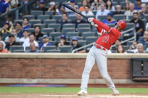 【mlb】大谷翔平“ビジョン破壊弾”の映像を現地メディアが公開 メッツ側「ショウヘイに請求書を」のユーモア回答 Spread