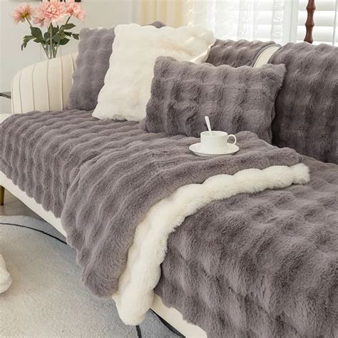 Thicken Rabbit Plush Sofa Slipcover Universal Non Slip Super Soft Sofa Towel Couch Cushion For