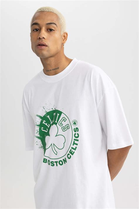 Beyaz Erkek DeFactoFit NBA Boston Celtics Oversize Fit Bisiklet Yaka