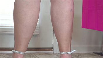 Big Booty Ass Tetona Secretaria De Oficina De MILF Blanca En Mini Vestido Corto Recibe Dedos Y