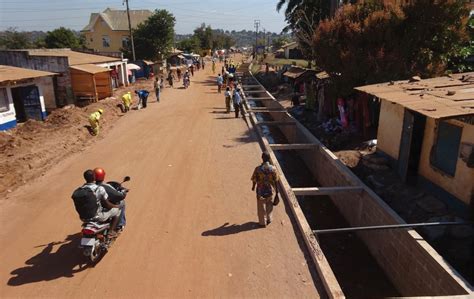 Construction of the Kituku road in Kalemie | Forrest Group