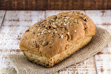 Pão de Aveia e Linhaça para Nutrir Corpo e Alma Infinitas Receitas