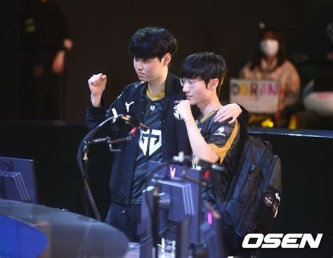 스포키 Lck 젠지 한화생명 4연패 안기며 2위 재탈환종합