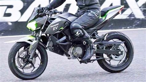 New Kawasaki Electric Motorcycle Based On Z250 - Spied Testing