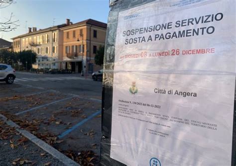 Parcheggi Gratis Sul Lungolago Di Angera Fino A Santo Stefano