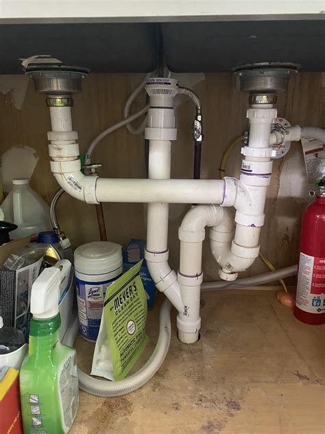 Help with sink gurgling when washer spin/drains : r/Plumbing