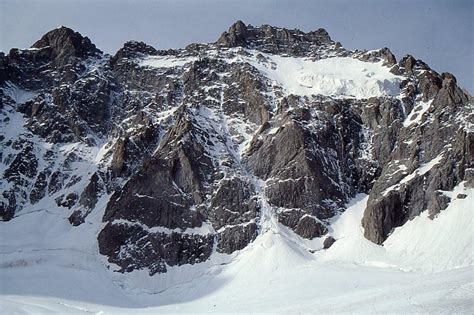 Les Faits Divers En France Hautes Alpes Un Alpiniste Meurt Dans Le