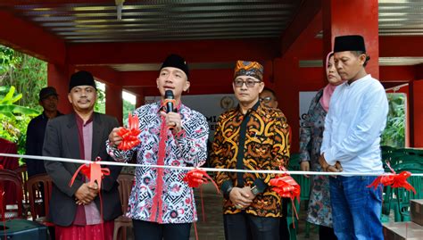 Hasbi Jayabaya Resmikan Gedung Keserasian Sosial Di Lebak Banten