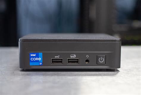 Intel Nuc Pro Mini Pc Review Petals In