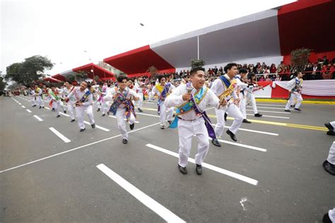 Ministerio Cultura on Twitter DesfilePorElPerú La danza de