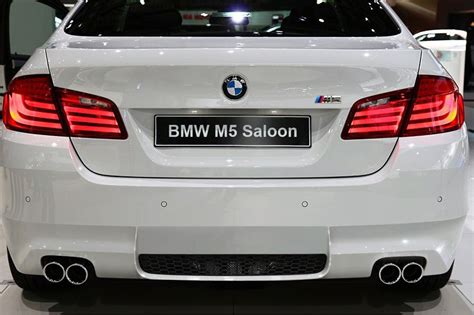 Test Drive Bmw M5 F10