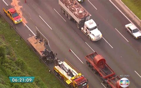 Acidente Deixa Feridos E Interdita Rodovia Dos Bandeirantes Em Caieiras