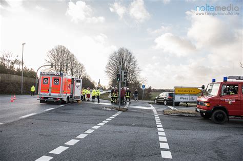 B Bei Wees Rettungswagen Bei Einsatzfahrt Verunfallt Bos Inside