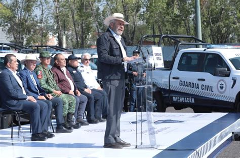 Refrenda Bedolla Compromiso Con La Seguridad Entrega Patrullas