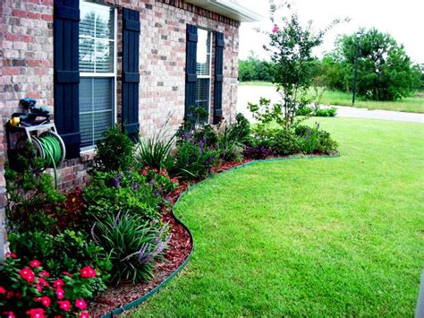 Long Narrow Flower Bed Design Ideas For Beautiful Front Look Of A House