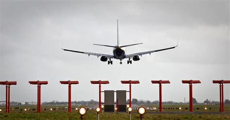 Irish Spanish Jv Lands Dublins New Runway