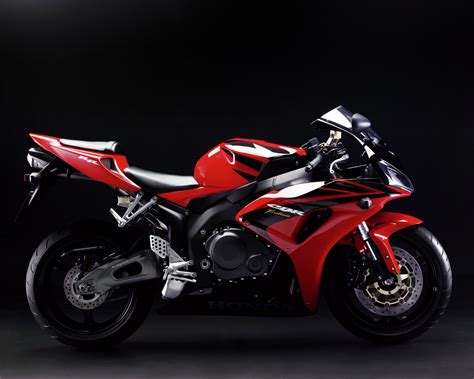 Honda CBR 1000 RR #6925811