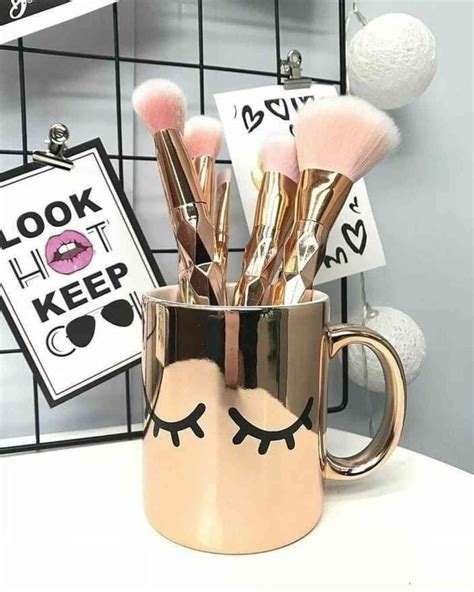 Ideas Geniales Para Reutilizar Las Tazas Viejas Makeup Rooms Luxury