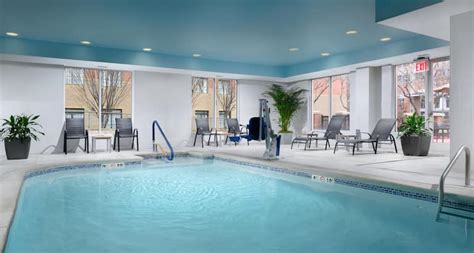 Hilton Garden Inn - Hotels in Downtown Chattanooga, TN