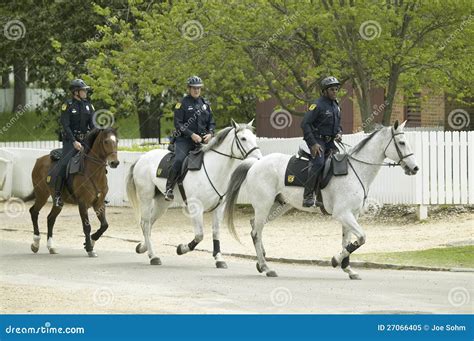 Police On Horseback Editorial Image Image Of Street 27066405