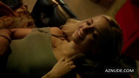 RUNAWAY NUDE SCENES AZNude