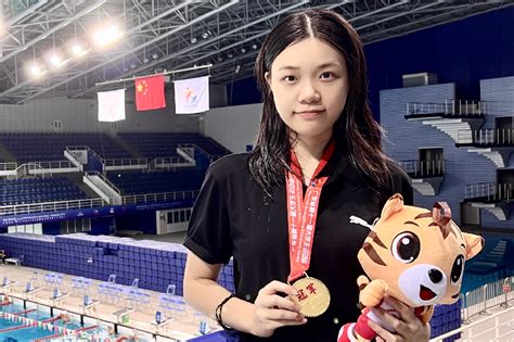 乘风破浪，“泳”往直前——人文学子在广东省大学生运动会中获得佳绩 广州大学人文学院