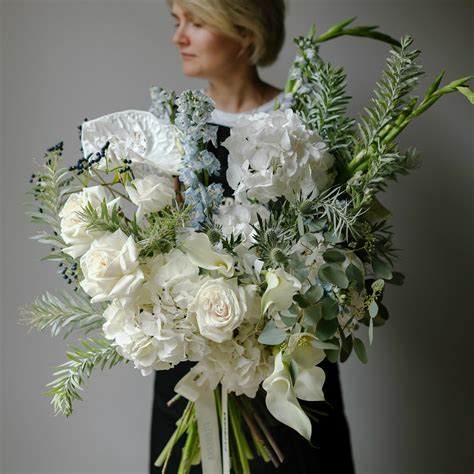 Садовый букет "Леон" - купить в Москве | Flowerna