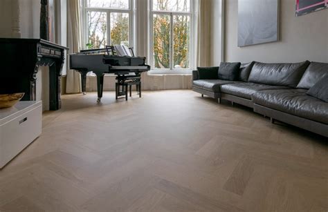 Geschuurde Houten Vloeren Kopen Bekijk Nu Dutzfloors