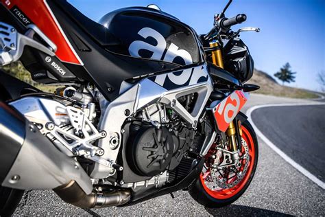 Aprilia Tuono V Factory Present Specs Performance