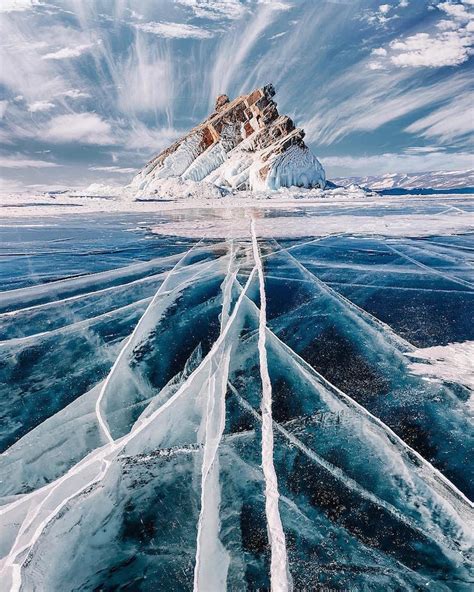 Fotografias Espetaculares Capturam A Beleza Congelada Do Maior Lago De