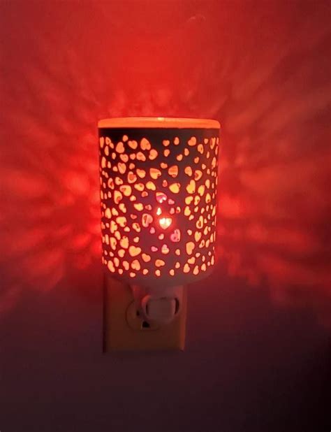 Scentsys Lit With Love Mini Warmer Red Bulb Scentsy Light Bulb