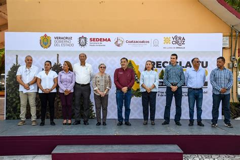 En Coatzacoalcos arranca campaña Recicla tu Navidad 2024 Diario Gráfico