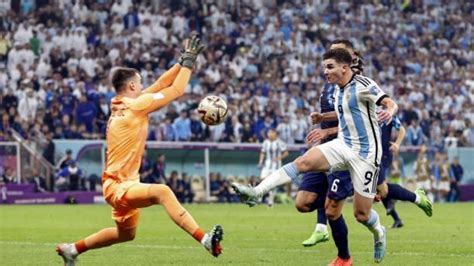 Argentina 3 0 Croatia Lionel Messi Stars As Argentina Sweep Past Croatia Into World Cup Final