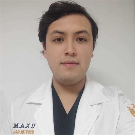 Dr Alberto Marcial Opiniones Dentista Odontólogo Patólogo Bucal